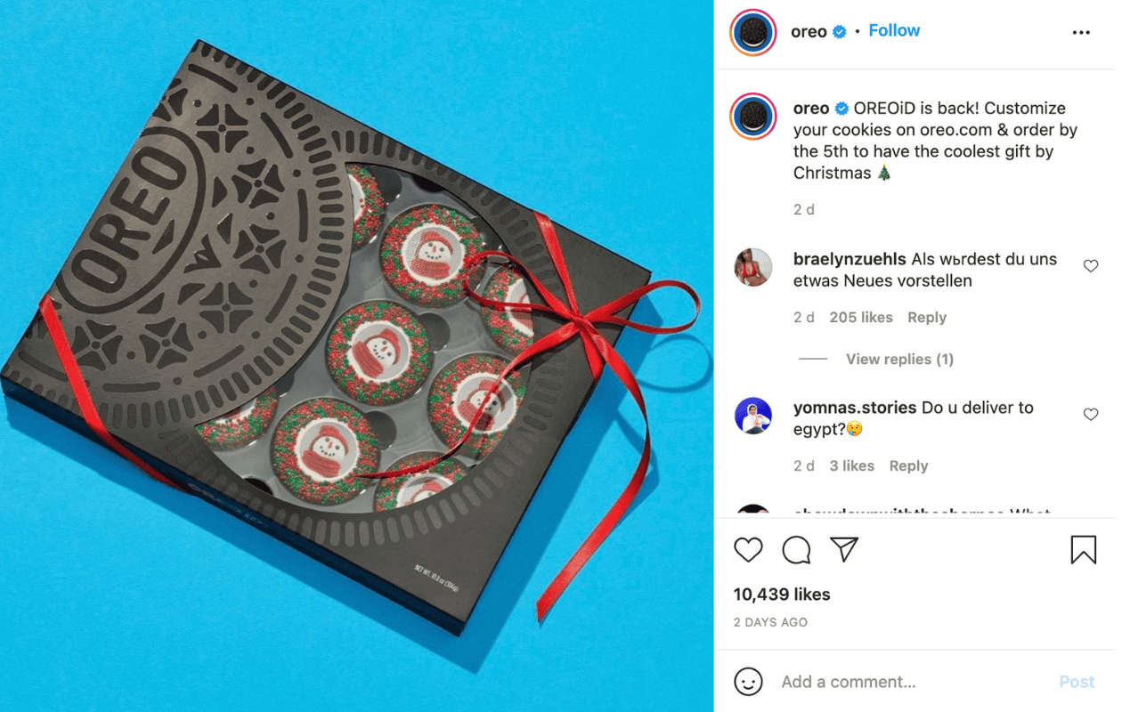 Here's an example of Christmas post from Oreo's Instagram.